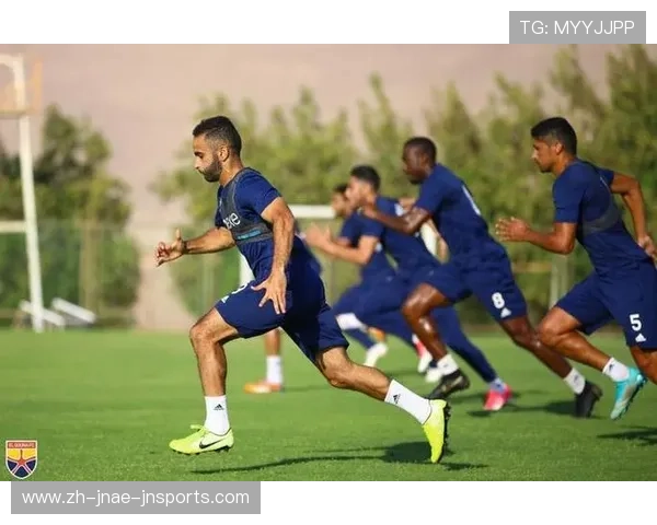 足球运动员的体能训练与营养管理